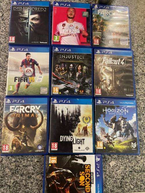 PLAYSTATION SLIM 1 TB WITH 10 GAMES and 2 CONTROLLERS