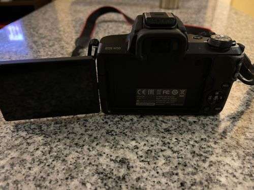 Canon EOS M50 model [ PC2328 ]  + 15-45mm  Mirrorless Camera Kit Mint Condition