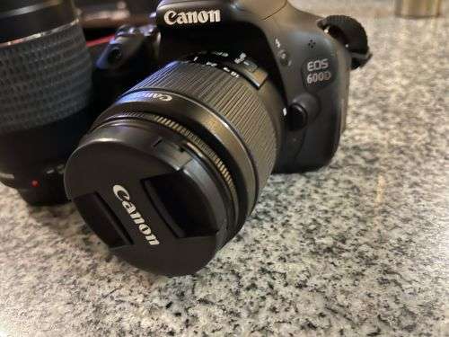 Canon 600d Twin Lens bundle 18-55mm and 75-300m Lenses Mint Condition