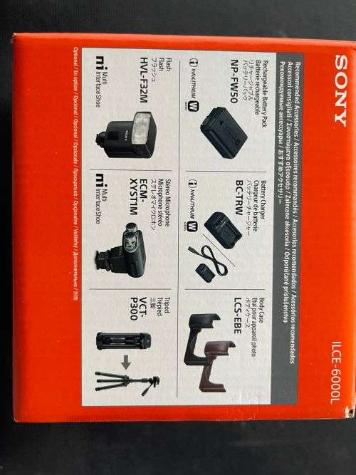 Sony a6000 Mirrorless Camera with 16-50mm Lens Mint Condition as new