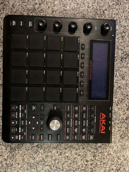 Akai MPC Studio black Retail 10k