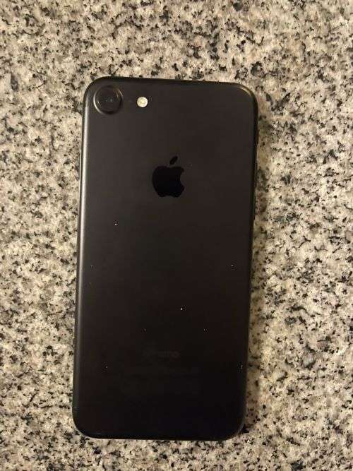 I PHONE 7 32 GB 100% BATT HEALTH