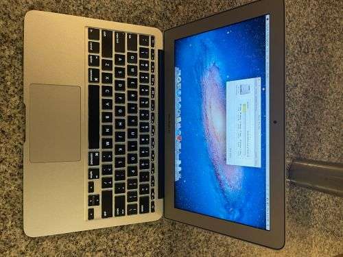 MACBOOK AIR CORE i5 11`` [MID 2011]