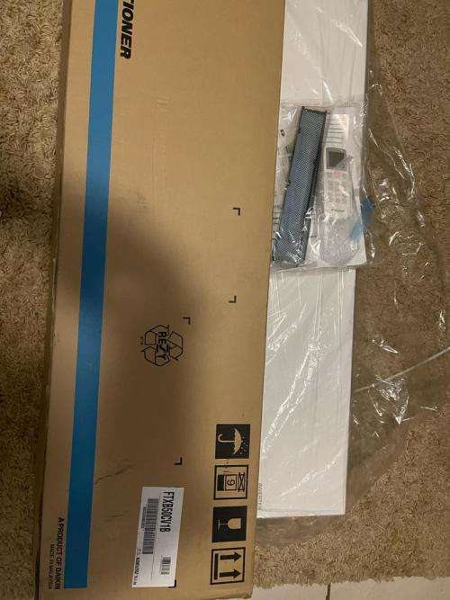DAIKIN INVERTOR INDOOR UNIT 18000 BT FTXB50CV1B  NEW