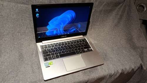 Asus UX303U Ultrabook, Intel i7-6500U @2.5GHz, Nvidia GeForce 940M GPU,  13.3` Touchscreen, 20Gb RAM