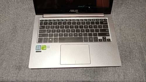 Asus UX303U Ultrabook, Intel i7-6500U @2.5GHz, Nvidia GeForce 940M GPU,  13.3` Touchscreen, 20Gb RAM