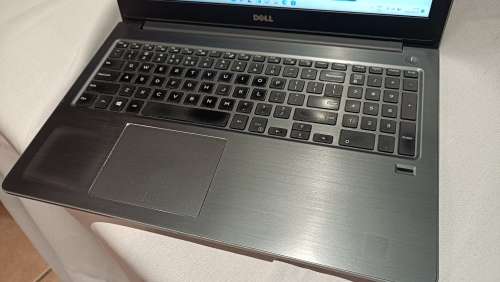 Dell Vostro 15-5568 , Intel i5-7200U, 16GB RAM, Intel HD Graphics, 15.6` FHD display, 256GB SSD
