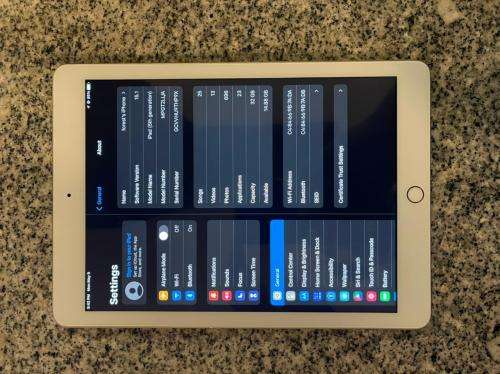 IPAD AIR 5TH GEN  A1822 32GB WIFI
