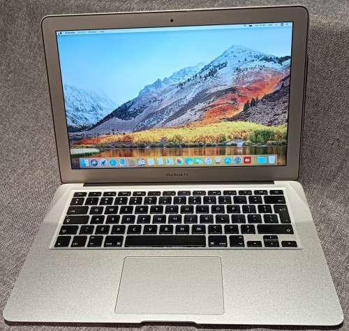 Apple MacBook Air `Core i5` 1.7 13` (Mid-2011), 4GB Memory, 250GB SSD, MacOS High Sierra