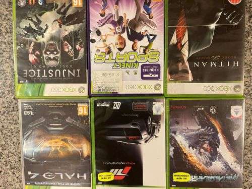 X BOX 360 E 250 GB WITH 1 CONTROLLER , KINECT and 6 GAMES