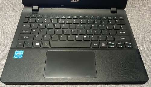 Acer Aspire ES 11 ES1-131, Intel Celeron N3050@ 1.6GHz, 4GB Memory,32GB SSD, 11.6` HD ComfyView