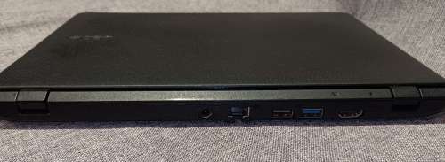 Acer Aspire ES 11 ES1-131, Intel Celeron N3050@ 1.6GHz, 4GB Memory,32GB SSD, 11.6` HD ComfyView