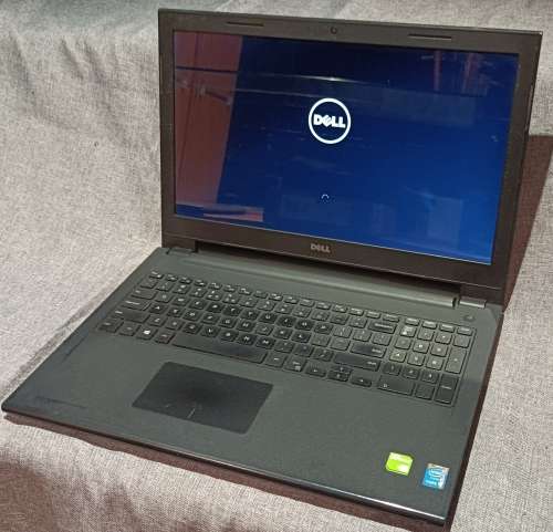 Dell Inspiron 15 3543 Intel i7-5500U@2.4GHz, GeForce 840M 2GB GPU, 8GB RAM, 1TB HDD, Windows 10