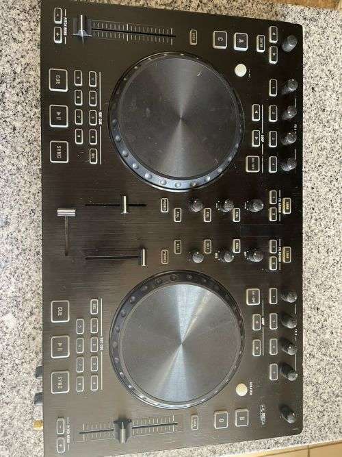 Behringer CMD STUDIO 4A 4-Deck DJ MIDI Controller with 4ch Audio Interface