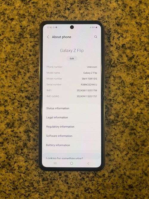 Samsung Galaxy Z Flip SM-F700F/DS  5G {256GB , Pink} Mint condition