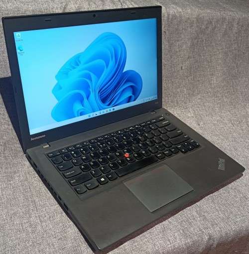 Lenovo ThinkPad T440 Ultrabook, 14`, Intel i5-4300U@2.49GHz, 8GB Memory, 500GB HDD, Windows 11 Pro