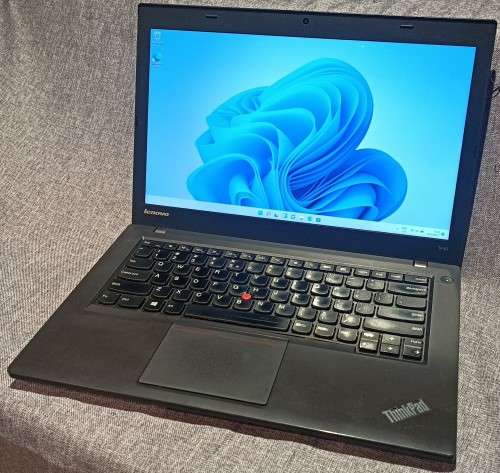 Lenovo ThinkPad T440 Ultrabook, 14`, Intel i5-4300U@2.49GHz, 8GB Memory, 500GB HDD, Windows 11 Pro