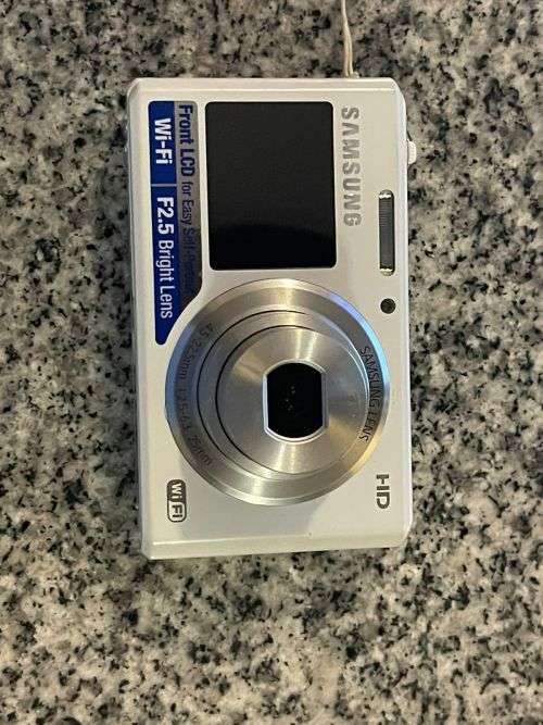 Samsung DV150F 16.2MP Smart Wifi Digital Camera With 5X Optical Zoom