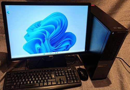 Complete Dell Optiplex 7010 system, Intel i5-3470, 8GB RAM, 240GB SSD,1TB HDD, 22` Dell Monitor etc