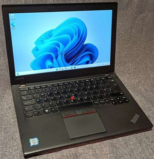 Lenovo ThinkPad X260 12.5` Notebook,Core i5-6200U@2.3GHz,16GB RAM, 256GB SSD, Windows 11 Pro