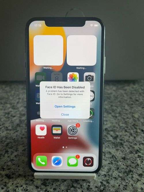 I PHONE X 64 GB MINT CONDITION NO FACE ID