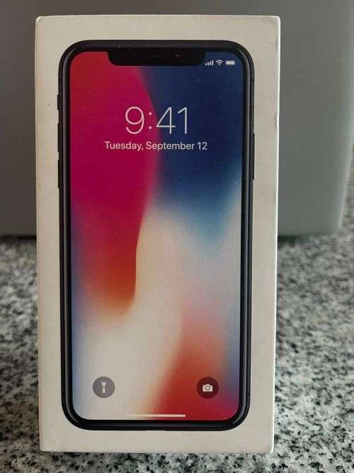 I PHONE X 64 GB MINT CONDITION NO FACE ID