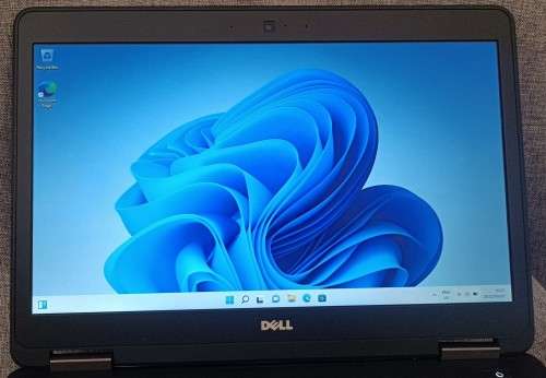 Dell Latitude E5440, Nvidia GT720M GPU,  Intel i7-4600U@2.1GHz, 8GB RAM, 500GB HDD, 14`HD 1366*768