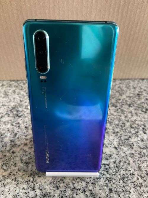 HUAWEI P30 SINGLE SIM 6GB RAM 128GB PLEASE READ