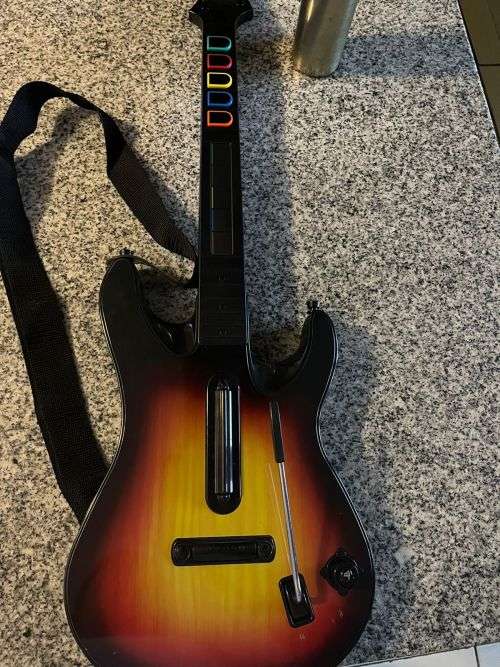 PLAYSTATION 3 SUPER SLIM 500GB 1 CONTROLLER and 17 GAMES