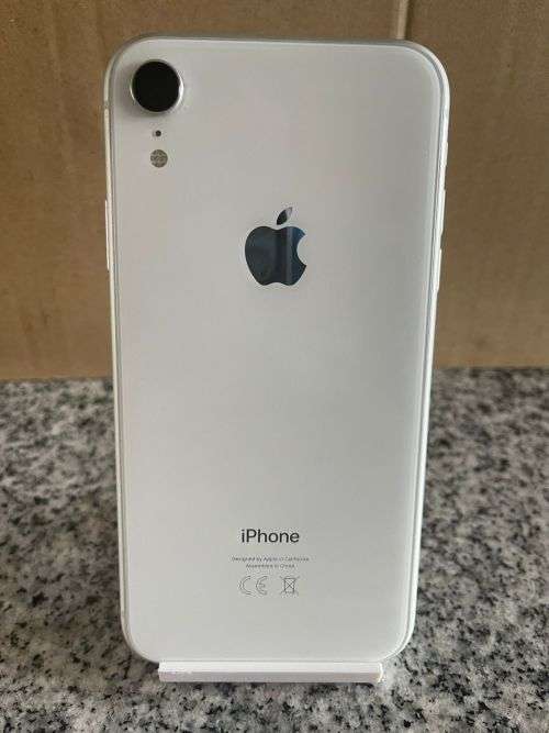 i PHONE XR WHITE 64GB MINT CONDITION  92% BATT HEALTH