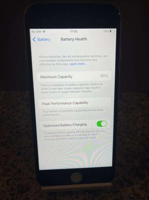 I PHONE 7 128GB 90% BATT HEALTH ROSE GOLD