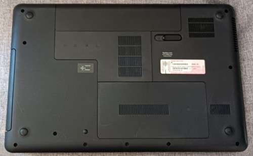 Compaq Presario CQ57, AMD E-450 APU@1.65GHz, 6GB Memory, 950GB HDD, 15.6` 1366*768 Display, Win11