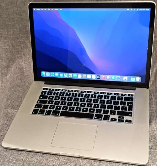 Apple MacBook Pro Retina 15` Mid 2015 A1398, 16GB RAM, Intel i7@2.2GHz, 250GB SSD, MacOS Monterey