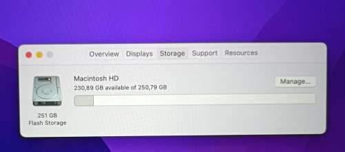 Apple MacBook Pro Retina 15` Mid 2015 A1398, 16GB RAM, Intel i7@2.2GHz, 250GB SSD, MacOS Monterey