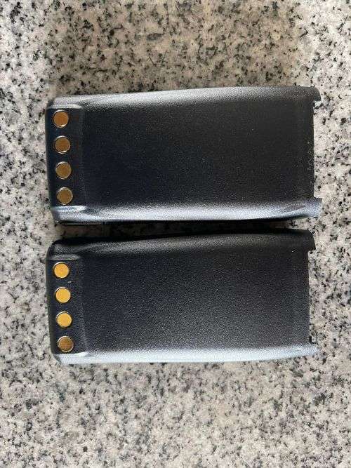 HYT TC-780M V [2] MINT CONDITION RETAIL 12K WITH 2 EXTRA NEW BATTERIES