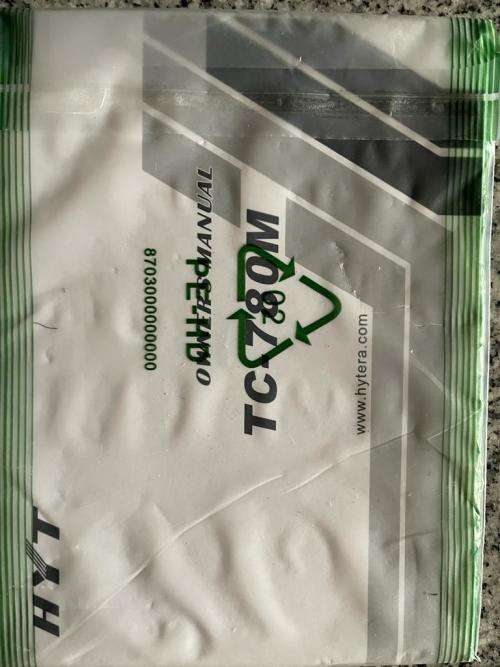 HYT TC-780M V [2] MINT CONDITION RETAIL 12K WITH 2 EXTRA NEW BATTERIES