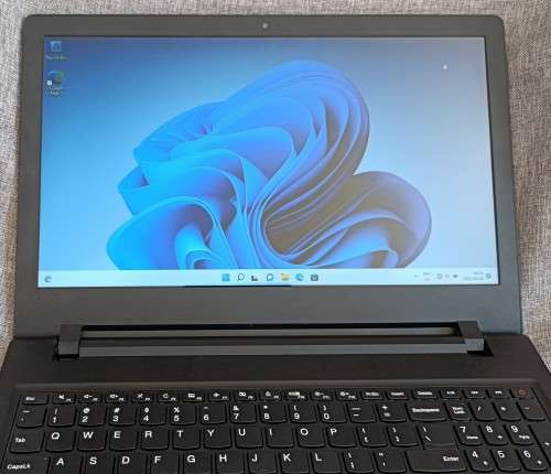Lenovo IdeaPad 110, Intel i3-6100U@2.3GHz, 8GB RAM, 1TB HDD, 15.6` HD LED Display (1366x768), Win 11