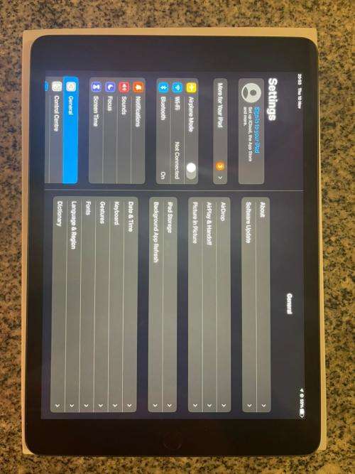 IPAD 9TH GEN WIFI A2602 64 GB MINT CONDITION