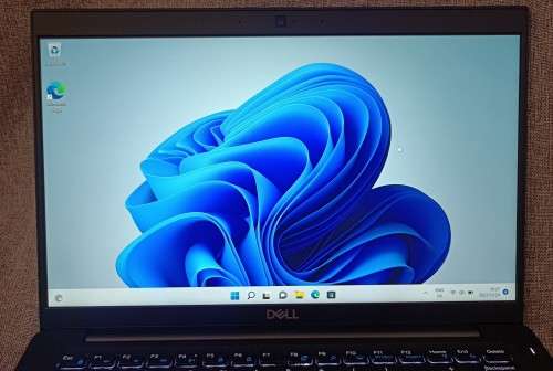 Dell 7390, 13.3` FHD Touchscreen, 8th Gen i5-8350U, 16GB RAM, 256GB m.2 SSD, Windows 11 Professional