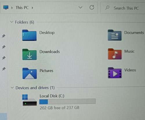 Dell 7390, 13.3` FHD Touchscreen, 8th Gen i5-8350U, 16GB RAM, 256GB m.2 SSD, Windows 11 Professional