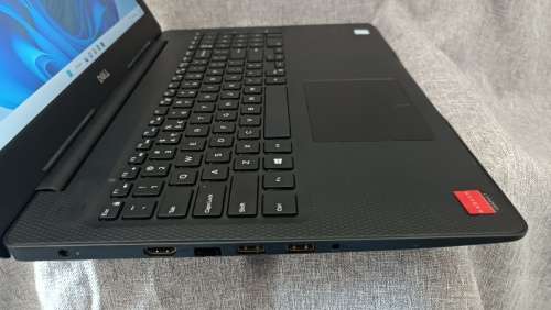 Dell Inspiron 3580,8th Gen i7-8565U CPU, Radeon 520 GPU, 24GB RAM,128GB m.2 SSD, 1TB HDD, 15.6` FHD