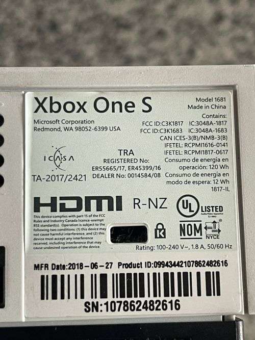 X BOX ONE S 1 TB