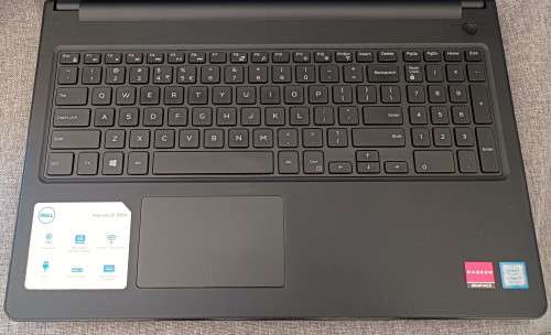 Dell Inspiron 3576, 8th Gen Intel i7-8550U@1.8GHz, Radeon 520 2GB GPU, 12GB RAM, 512GB SSD, 15` FHD