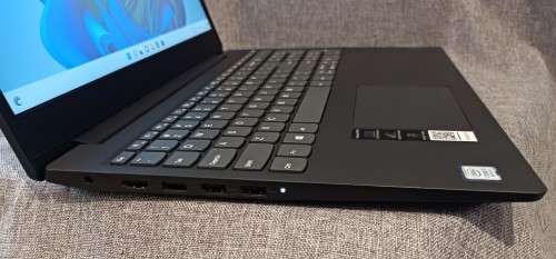 Lenovo IdeaPad S145-15IKB, 8th Gen Intel i3-8130U@2.2GHz, 8GB RAM, 512GB SSD, 15.6` HD Display