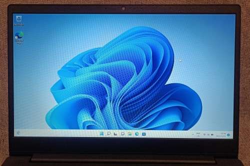 Lenovo IdeaPad S145-15IKB, 8th Gen Intel i3-8130U@2.2GHz, 8GB RAM, 512GB SSD, 15.6` HD Display