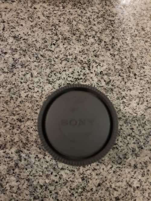 SONY LENS FE 35MM F1.8 MINT CONDITION RETAIL 16K