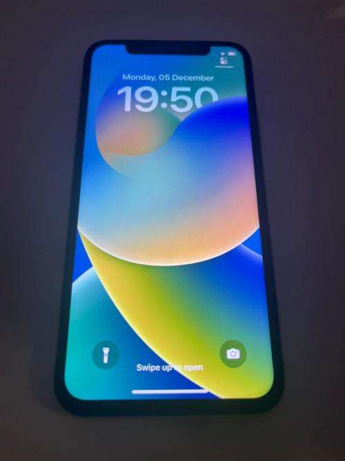 I PHONE X 64GB 95% BATT HEALTH MINT AS NEW