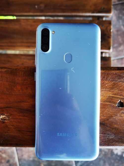 SAMSUNG A11 32 GB DUAL SIM