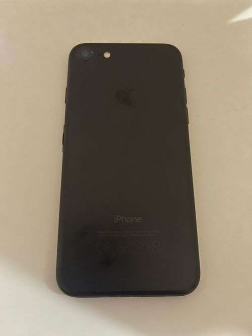 I PHONE 7 32 GB 90% BATT HEALTH MINT CONDITION