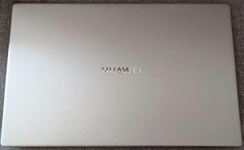 Huawei MateBook D15, 10th Gen i3-10110U,8GB RAM,256GB SSD,15.6` FHD Display, Mint Condition